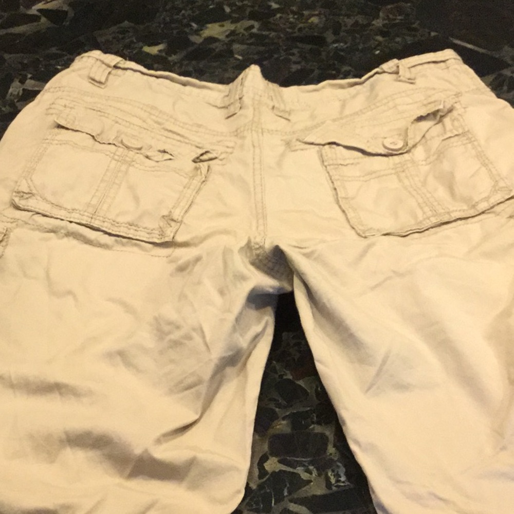 Shorts - Picture 4 of 4